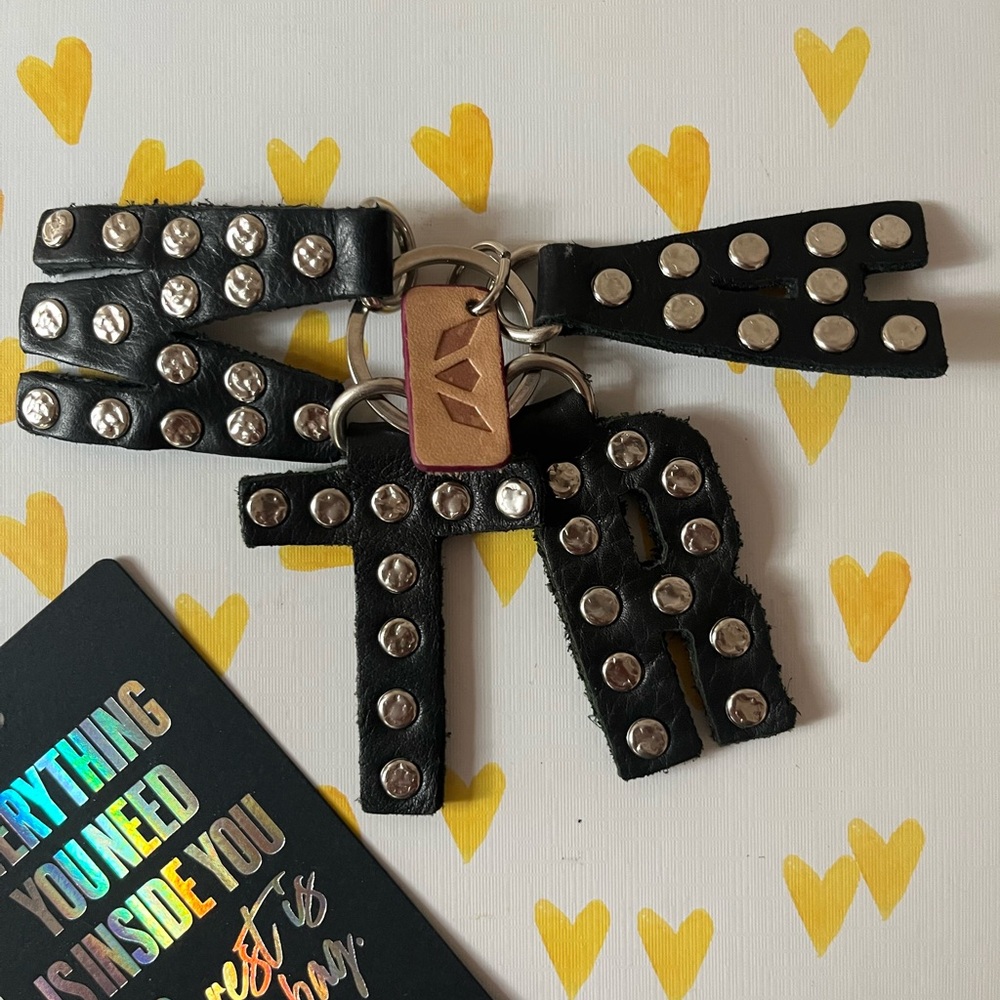 🖤 CONSUELA 🖤 MTRA Charm 🌺